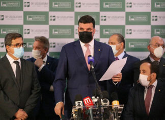 Sete frentes parlamentares lançam coalizão pelas energias renováveis