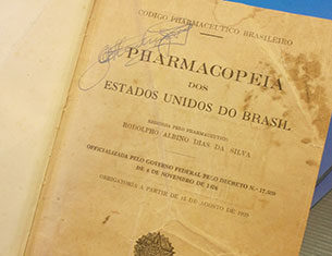 Farmácia no Brasil
