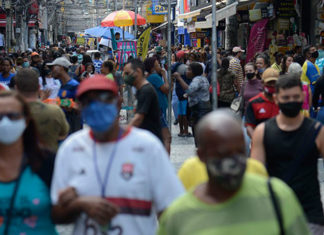 Aumento da expectativa de vida não considera efeitos da covid-19