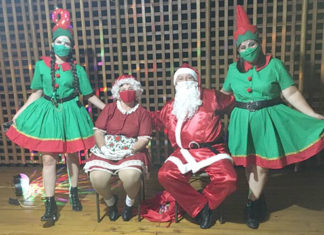 Equipe Timburi FM faz alegria natalina nas comunidades!