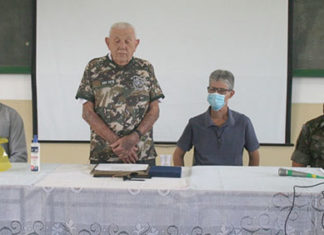 Turma ‘Os Pioneiros’ faz homenagem ao sargento Teté