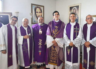 Missa com padre Reginaldo Manzotti em Bandeirantes reúne mais de 10 mil fieis