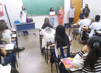 Colégio ECEL recebe a visita da Consultora Pedagógica do PES