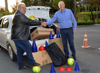 Romanelli entrega conjuntos de materiais para estímulo ao esporte