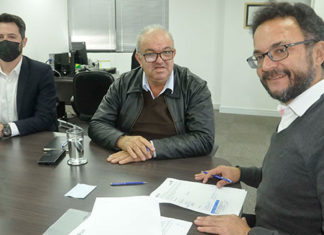 Fomento Paraná e Santana do Itararé firmam parceria para apoiar empreendedores locais