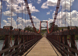 Ponte centenária em Ribeirão Claro será restaurada