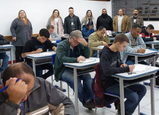 Alunos do CEEP participam de teste seletivo para vagas na Usiban