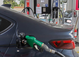 Em um mês, valor do litro da gasolina teve queda de 24,19% no Paraná