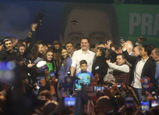 Candidatura de Ratinho Junior à reeleição no Paraná é protocolada no TRE