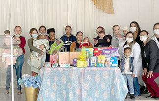 Equipe de enfermagem realiza comemoração ao Agosto Dourado na Vila São Pedro