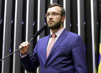 Polícia Federal indicia 4 membros da Falange Azul por crime eleitoral e de lesão corporal