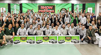 Sicredi premia 2 associados com caminhonetes 0km na promoção Show de Prêmios