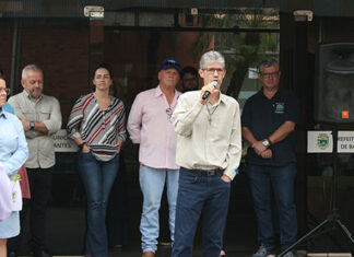 Comunidade bandeirantense é beneficiada com novos veículos para Ação Social