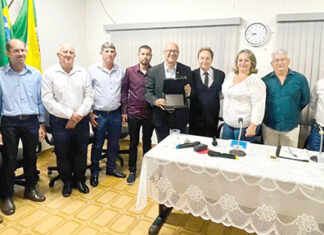 Romanelli recebe título de Cidadão Honorário de Santa Amélia