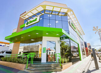 Sicredi reinaugura agência em Bandeirantes