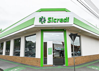 Sicredi reinaugura agência em Nova Fátima no Paraná