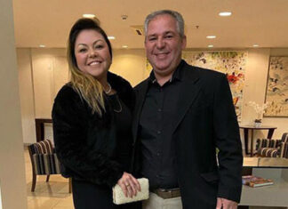 Parabéns pelos 15 anos de empresa!