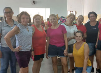 Voluntárias se desdobram para atender vítimas da enchente em Bandeirantes