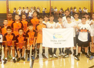 Amistoso de Futsal entre as unidades do Colégio ECEL de Bandeirantes e de Uraí