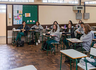 Governo do Paraná publica edital do concurso público para professores