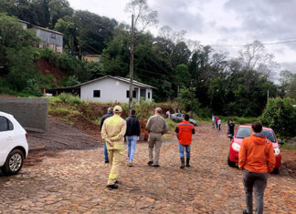 Fomento Paraná já liberou R$ 20 milhões a cidades atingidas por chuvas e alerta para prazos
