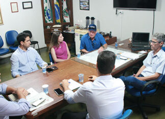 Representantes do Invest Paraná visitam Bandeirantes