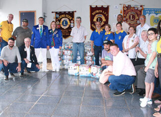 Bandeirantes recebe do Lions Club a doação de 300 cestas básicas