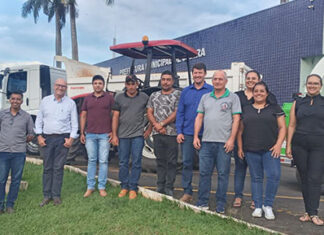 Comunidade de Japira é contemplada com novos veículos, máquinas e equipamentos
