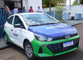 Entrega de novo veículo para saúde