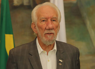 Governador em exercício!