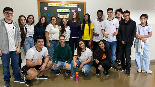 Treineiros do Colégio ECEL dão show em aprovações de vestibulares e Enem