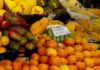 Preços de frutas da estação, como caqui e tangerina, caem quase 30%, aponta boletim do Deral