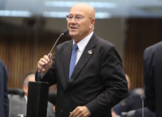 Entidades são reconhecidas e recebem Título de Utilidade Pública pelo governador