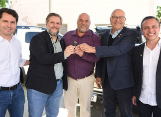 UENP recebe quatro carros 0km para a Reitoria e os Campi