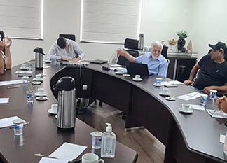 Apicultores são orientados sobre Plano de Negócios para projeto Agroindústria do Mel