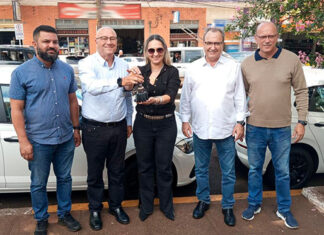 Romanelli faz entrega de novos veículos para Cornélio Procópio