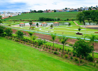 Após investimento de R$ 1,2 milhão, Estado entrega parque urbano a Andirá