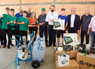 SENAR-PR entrega mais de 480 equipamentos para colégios agrícolas do Paraná