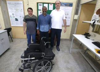 Cadeira de rodas elétrica acionada por voz ou som rende patente à UEL