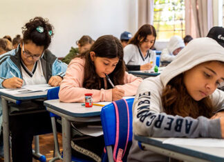 Com novos professores e 908 mil alunos, rede estadual volta às aulas na segunda-feira