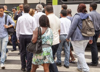 Pela primeira vez, desde 1991, a maior parte da população do Brasil se declara parda