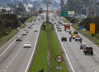 Frota de veículos cresce 12% no Paraná em cinco anos e passa de 8 milhões