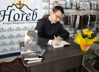 Padre Alex Nogueira lança livro ‘Orar Faz Muito Bem’, em Bandeirantes