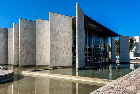 TCE-PR muda data do concurso público por coincidir com certame nacional unificado