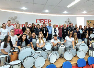 CEEP Bandeirantes conquista equipamentos de fanfarra