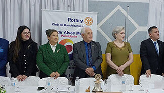 Rotary Club Bandeirantes inicia novo ano rotário com posse de presidentes
