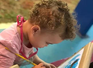 Alunos do Colégio Maximus retornam animados para as aulas