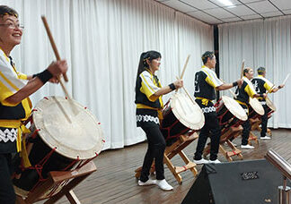 Beleza da dança e músicas são tradições da comunidade japonesa com ‘Bon Odori’
