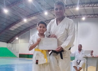 Feliz Aniversário! Social