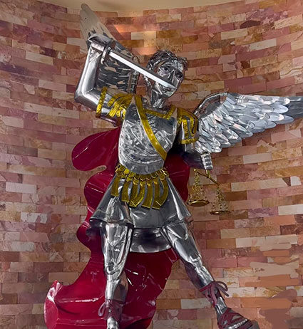 Santuário São Miguel Arcanjo de Bandeirantes completa 12 anos se existência Santuário São Miguel Arcanjo